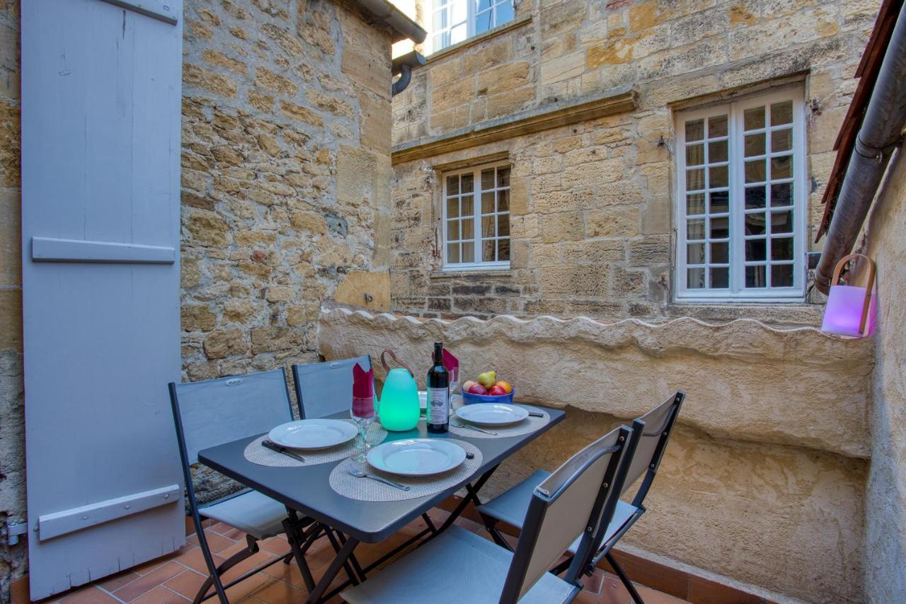 Chez Alice Appartement En Plein Centre Ville Sarlat-la-Caneda Exterior photo